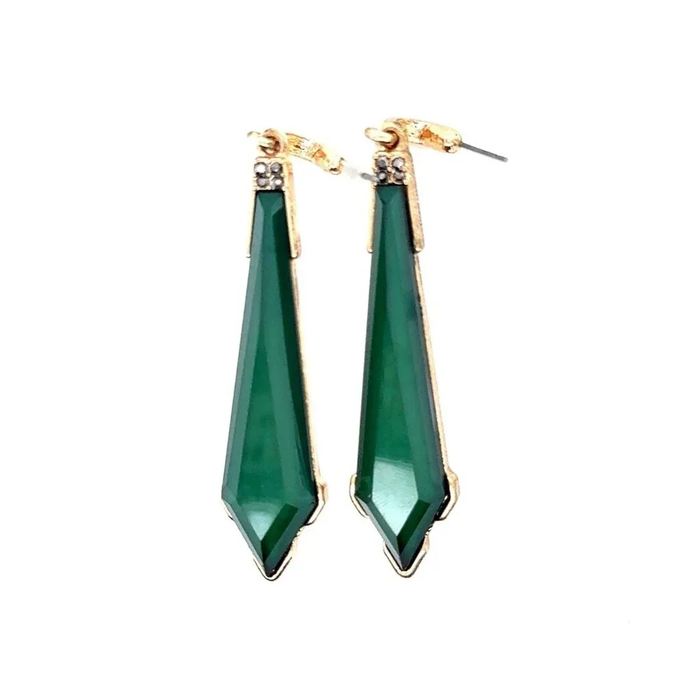Pointed Green Drop‎ Earrings